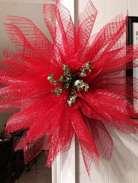 Poinsettia wreath | Poinsettia wreath, Wreaths, Christmas wreaths