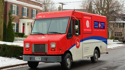 Canadian Man Finally Receives Canada Post Package After 8 Years