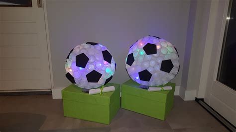 Voetbal Met Led Lichtjes Knutsel Idee Sinterklaas Voetbal Knutselen