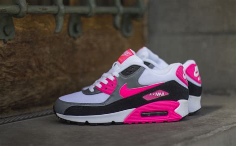 Nike Air Max 90 Greyandwhiteandpink