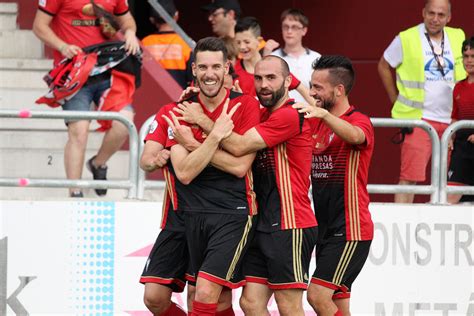 Con paso firme hacia el objetivo (2-0) | CD Mirandés | Web Oficial