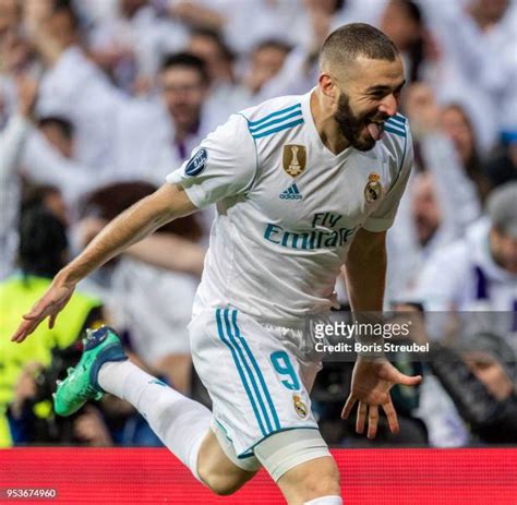 Benzema Goal Celebration Vs Bayern Munich Photos And Premium High Res