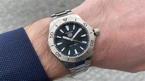 TAG Heuer Aquaracer Professional 200 | lupon.gov.ph