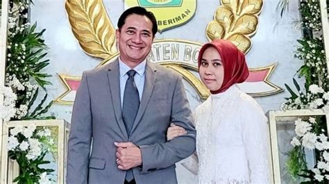 Potret Ivan Fadilla Bareng Istri Kemesraannya Bikin Iri Venna