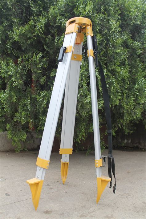 Surveyor Tripod For Total Station Survey Lja10 Q Surveying Tripods