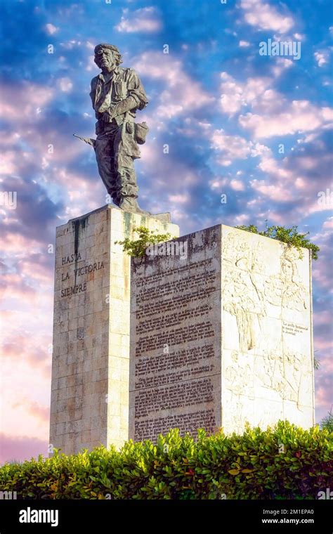 Che Guevara Monument In Santa Clara Cuba Stock Photo Alamy