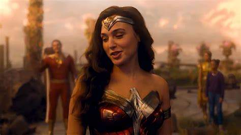 Shazam Fans Have One Big Issue With Wonder Woman S Appearance