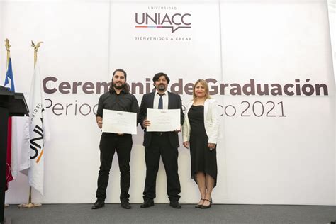 Universidad UNIACC realiza ceremonias de titulación 2022 UNIACC