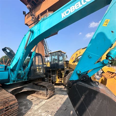 Japan Made 21 Ton Kobelco Sk210 Excavator Used Excavator Kobelco Medium