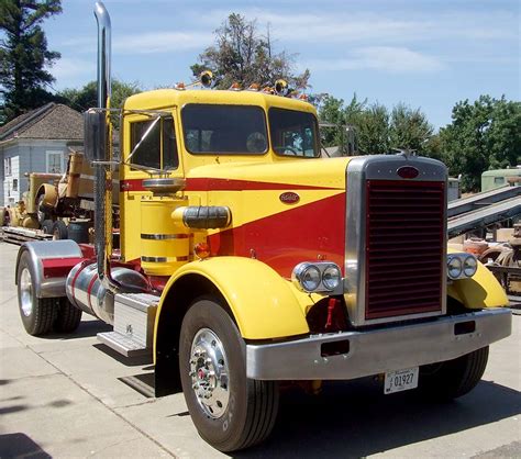 1963 Peterbilt Model 281 Courtland Truckworks