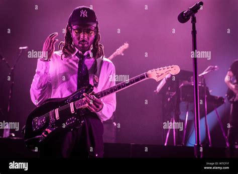 Blood Orange Live