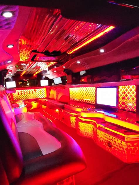 Cheap Limousines And Party Buses