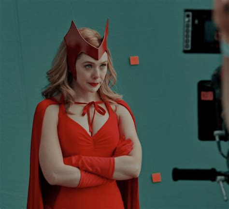 Elizabeth Olsen As Wanda Maximoff Bts Of Wandavision Elizabeth Olsen