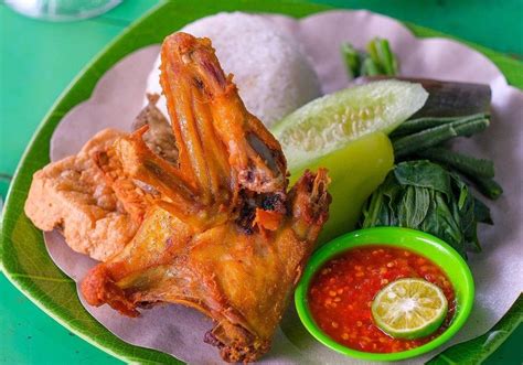 Tempat Makan Siang Enak Di Bali Ada Nasi Tempong Indra Buat Pencinta