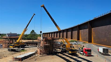 Conclu Do O I Amento Das Vigas Met Licas Do Viaduto Na Ers Em