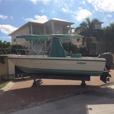 Pursuit 2150 Center Console Boats For Sale