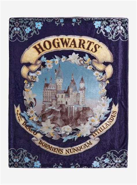 Amazon.com: BoxLunch Harry Potter Floral Hogwarts Castle Faux Fur Lined ...