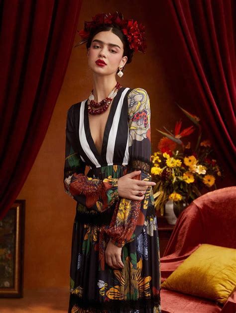 Frida Kahlo X SHEIN X Designer ISELACOS Vestido Con Estampado Floral De