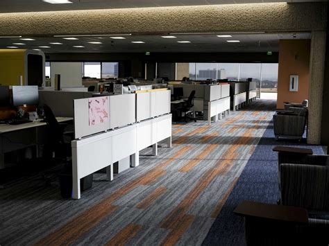 Banking experts explain what the latest USAA branch update offers 27