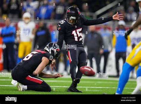 Houston Texans Place Kicker Ka Imi Fairbairn 15 Kicks A Field Goal