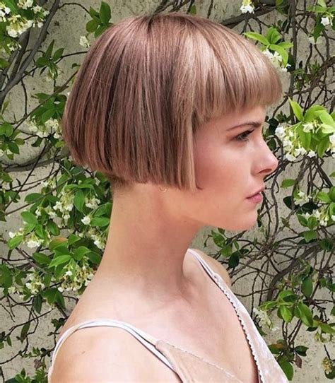 Pin By Kapsel Voorbeelden On Bob Kapsels Bob Haircut With Bangs