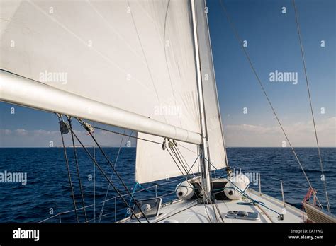 Boom Sailing Ship Hi Res Stock Photography And Images Alamy