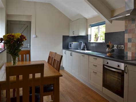 Twelve Oaks Holiday Cottages Apple Blossom Cottage In Teigngrace