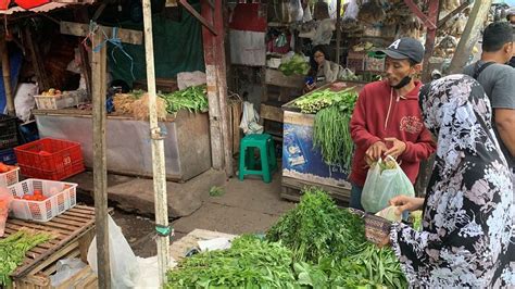 Di Tengah Naiknya Harga Sembako Di Bulan Ramadhan Pasar Blimbing Tetap