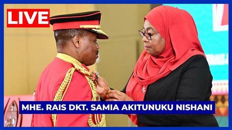 MHE RAIS DKT SAMIA AKITUNUKU NISHANI YA MIAKA 60 YA JESHI LA ULINZI