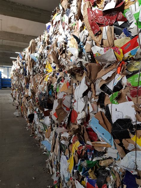 Carta Da Macero La Materia Prima End Of Waste Prodotta Dagli