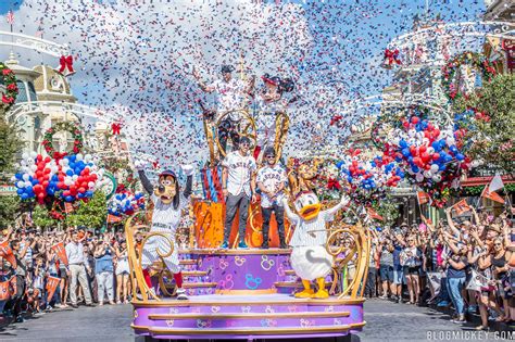 Video Photos Houston Astros Celebrate World Series Win With Parade At