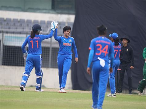 Shafali Verma S Last Over Heroics Help India Clinch Low Scoring