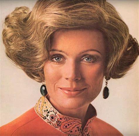 Pretty Pictures Pretty Pics 1960s Hair Hair Brained Retro