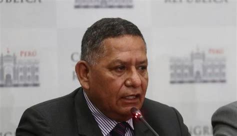 Esdras Medina Renuncia A Renovación Popular Por “razones De Conciencia”