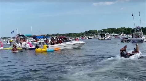 Two Boats Sank During Aquapalooza Police Say Abc6