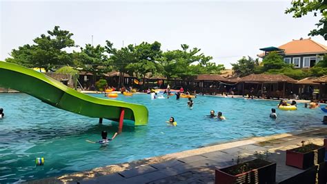 Boash Waterpark Jam Buka Harga Tiket Masuk Dan Lokasi