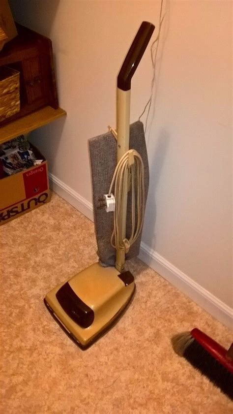 Retro Vintage Hoover Vacuum Cleaner Complete Working with Spare Bags ...
