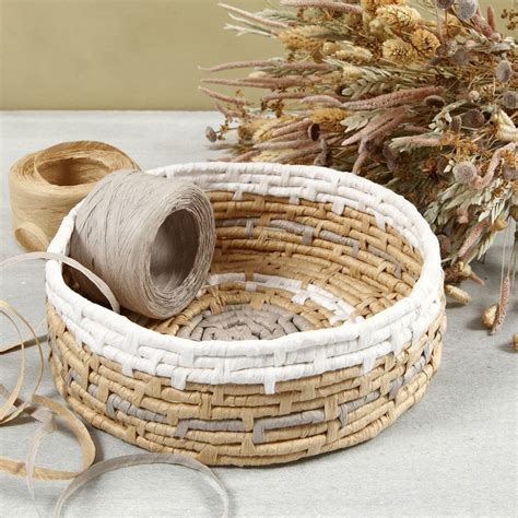 Coiled Basket Weaving With Paper Raffia DIY Guide