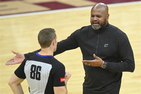 Cleveland Cavaliers J B Bickerstaff Criticizes Refs Vs Orlando Magic