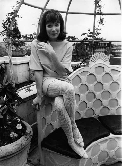 Simplysassy Shirley Maclaine Actresses Shirley