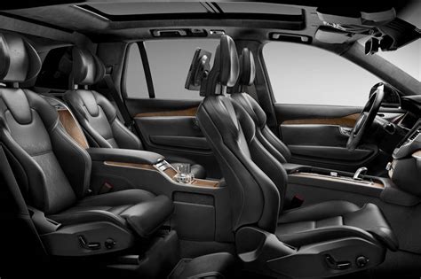 2017 Volvo XC90 Pictures - 118 Photos | Edmunds