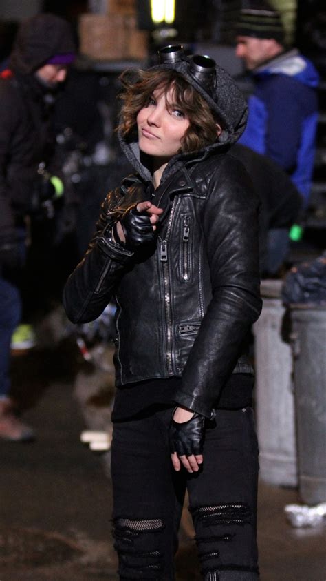 Camren Bicondova On The Set Of Gotham Tv Series In New York Hawtcelebs