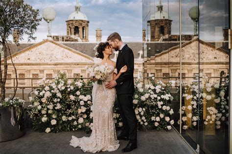 Styled Shoot Romantiek In Hartje Amsterdam Lace Wedding Dress