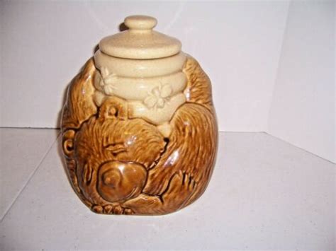 Vintg Mccoy Usa Cookie Jar Sleeping Bear With Honey Pot Bees