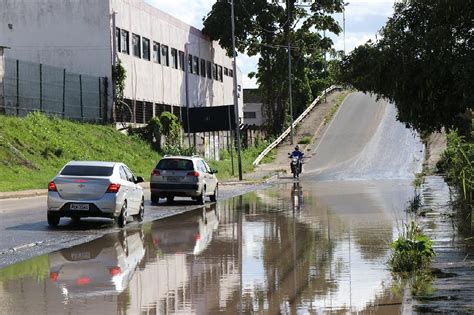 Prefeitura Notifica Empresa Para Realizar Drenagem De Obra Que Provocou