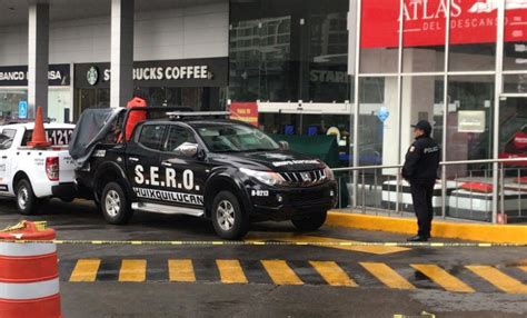 Balacera en centro comercial de Interlomas deja un policía muerto