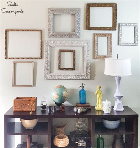 How to Make a Vintage Gallery Wall with Empty Picture Frames