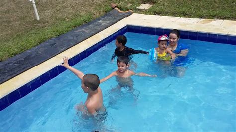 Raphaell Th Batta Fernanda E Osmilton Na Piscina No Priv Haras De