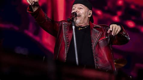 Vasco Rossi Tour 2023 Negli Stadi I Fan Vogliono Anche San Siro