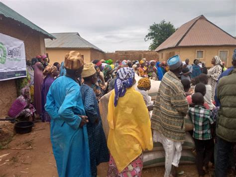 Relief Distribution To Christian IDPs TSAUNIN MAYAU GIWA LGA KADUNA